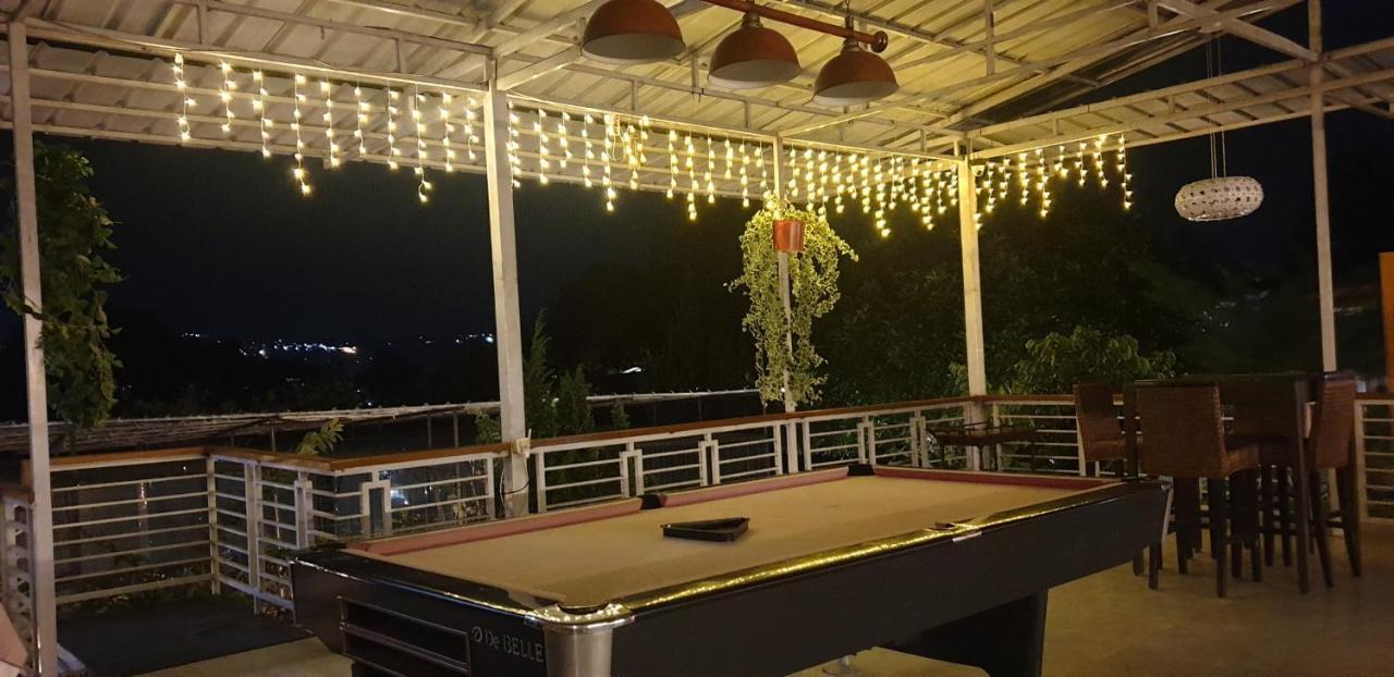 Villa Chacha At Macarena, Megamendung Buitenkant foto